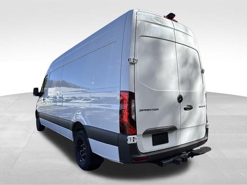 2024 Mercedes-Benz Sprinter 3500XD 170 WB High Roof Cargo