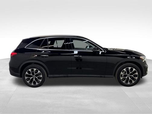 2025 Mercedes-Benz GLC 350e Base 4MATIC