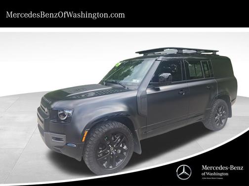 2024 Land Rover Defender P400 Outbound
