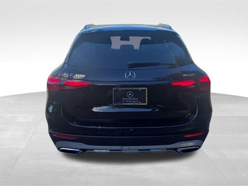 2026 Mercedes-Benz GLC 300 Base 4MATIC