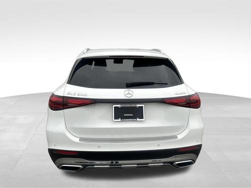 2025 Mercedes-Benz GLC 300 Base 4MATIC