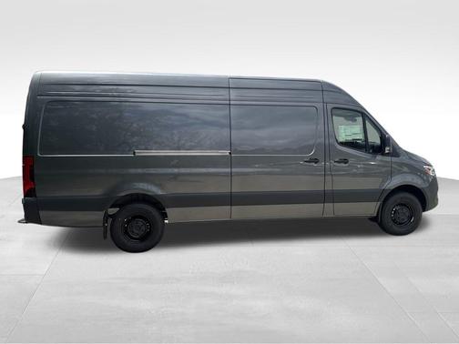 2025 Mercedes-Benz Sprinter 2500 High Roof