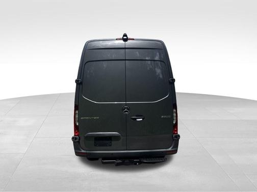 2025 Mercedes-Benz Sprinter 2500 High Roof