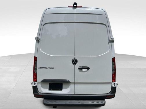 2024 Mercedes-Benz eSprinter 2500 170 WB High Roof Cargo