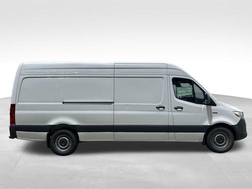 2024 Mercedes-Benz eSprinter 2500 170 WB High Roof Cargo