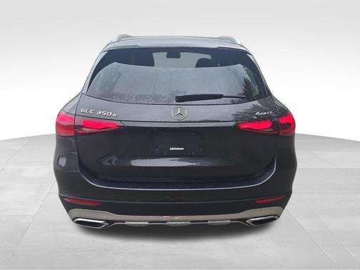 2026 Mercedes-Benz GLC 350e 