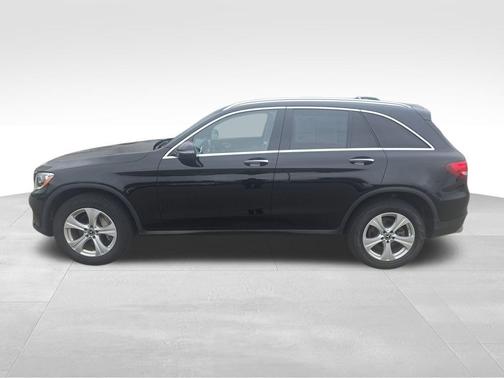 2018 Mercedes-Benz GLC 300 Base 4MATIC