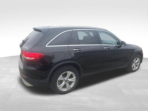 2018 Mercedes-Benz GLC 300 Base 4MATIC