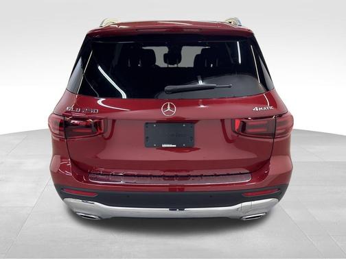 2025 Mercedes-Benz GLB 250 Base 4MATIC