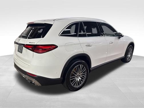 2025 Mercedes-Benz GLC 300 Base 4MATIC
