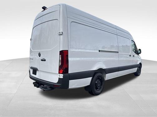 2024 Mercedes-Benz eSprinter 2500 170 WB High Roof Cargo