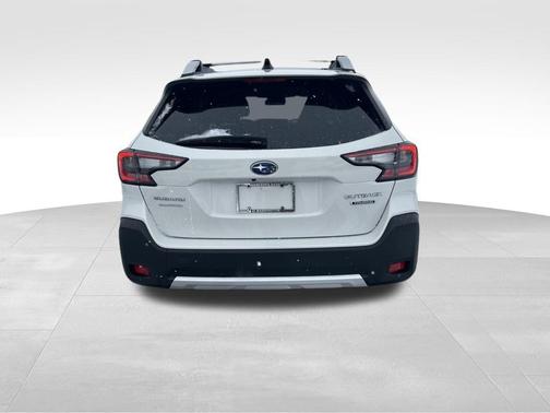 2023 Subaru Outback Touring