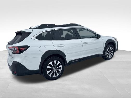 2023 Subaru Outback Touring