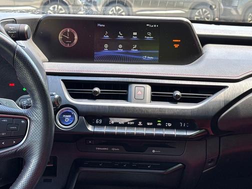 2019 Lexus UX 250h