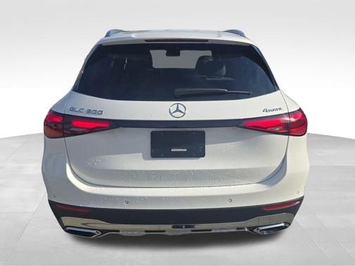 2026 Mercedes-Benz GLC 300 Base 4MATIC