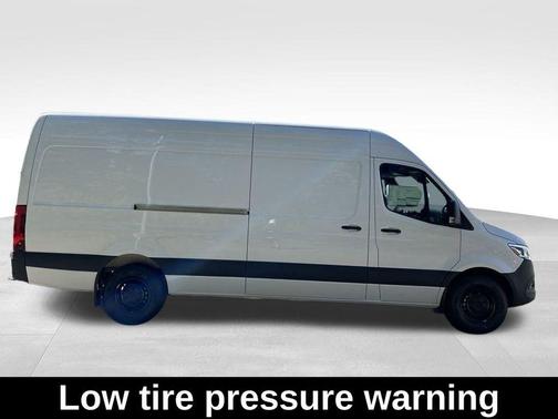 2024 Mercedes-Benz Sprinter 2500 170 WB