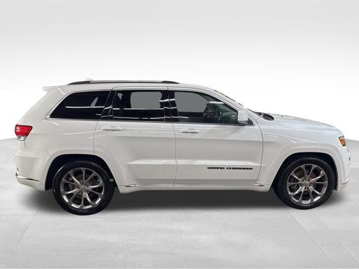 2020 Jeep Grand Cherokee Summit