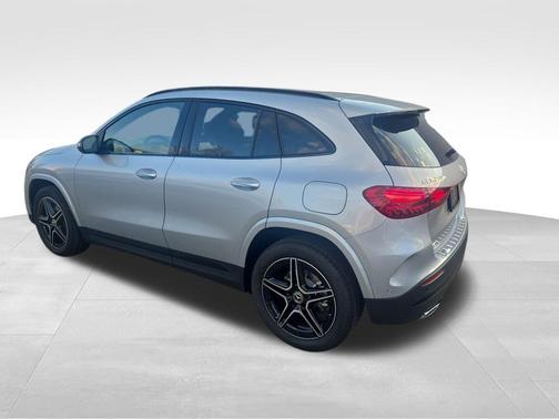 2026 Mercedes-Benz GLA 250 Base 4MATIC