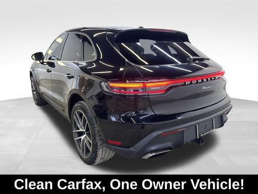 2024 Porsche Macan Base
