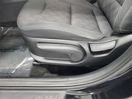 2022 Kia Niro LXS
