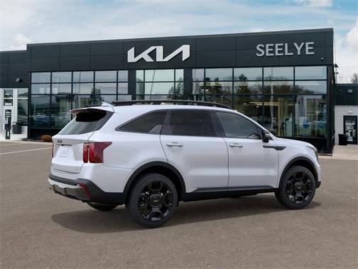 2025 Kia Sorento X-Line EX
