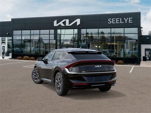 2025 Kia EV6 Light Long Range