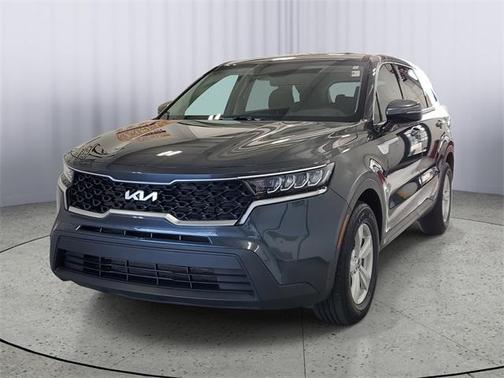 2022 Kia Sorento LX