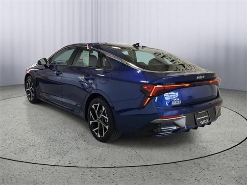 2025 Kia K5 EX