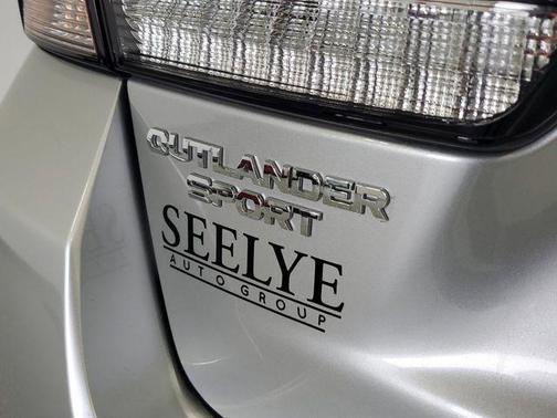 2025 Mitsubishi Outlander Sport 2.0 LE