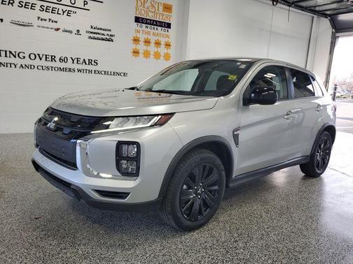 2025 Mitsubishi Outlander Sport 2.0 LE