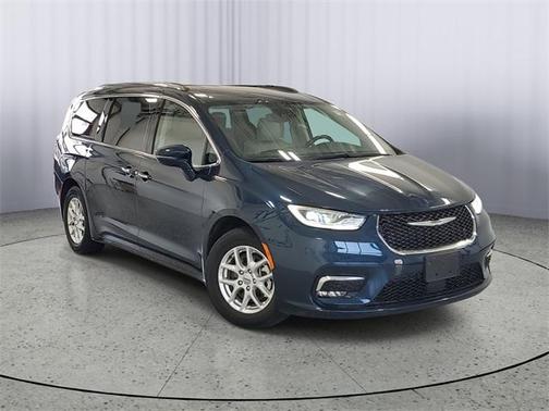 2021 Chrysler Pacifica Touring-L