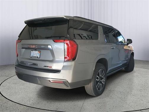 2023 GMC Yukon XL AT4