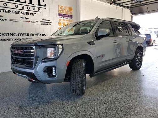 2023 GMC Yukon XL AT4