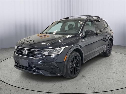 2022 Volkswagen Tiguan 2.0T SE R-Line Black