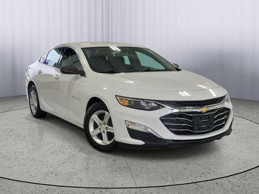 Summit White 2020 Chevrolet Malibu 1LS