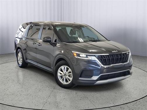 2022 Kia Carnival LXS