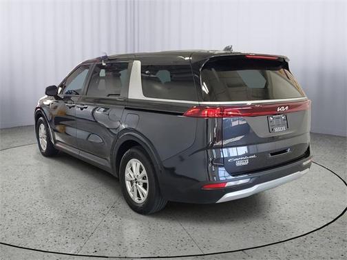 2022 Kia Carnival LXS
