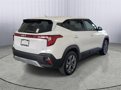 2024 Kia Seltos LX