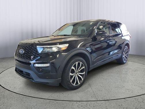 Black Metallic 2021 Ford Explorer ST