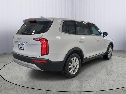 2022 Kia Telluride LX