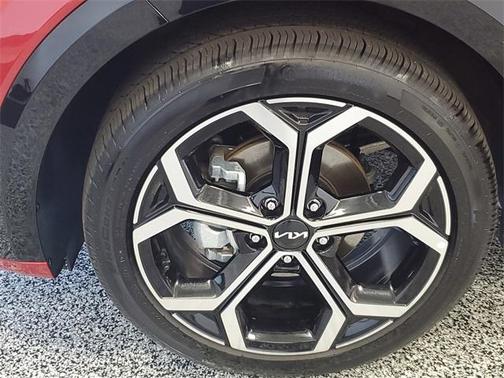 2023 Kia Niro SX Touring