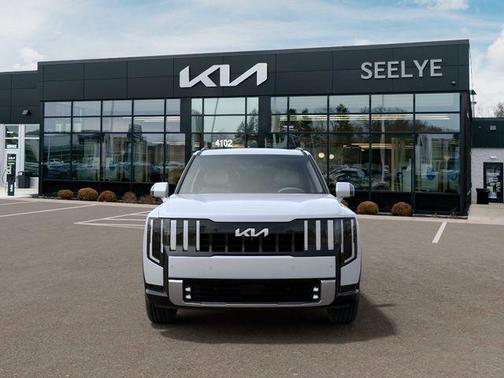 White 2027 Kia Telluride