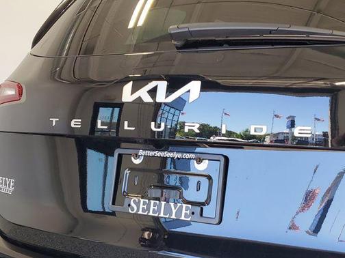 Ebony Black 2023 Kia Telluride S