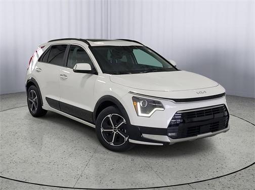2024 Kia Niro SX