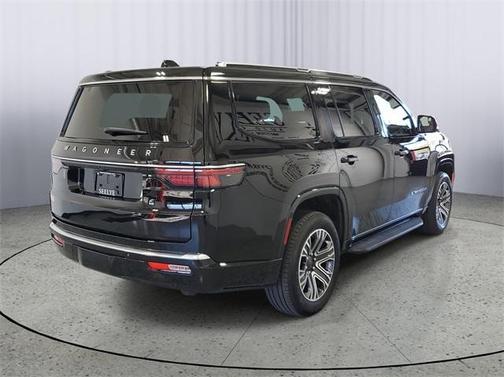 2024 Jeep Wagoneer Base