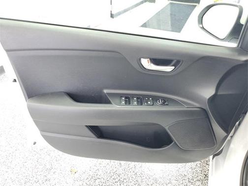 2022 Kia Rio S