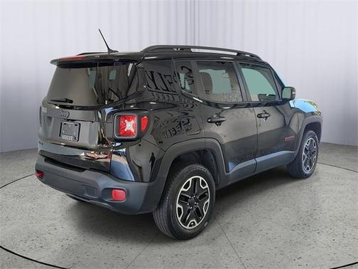 2017 Jeep Renegade Trailhawk