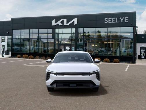 Snow White 2026 Kia K4 LX
