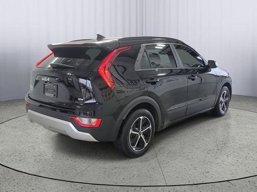 2023 Kia Niro EX