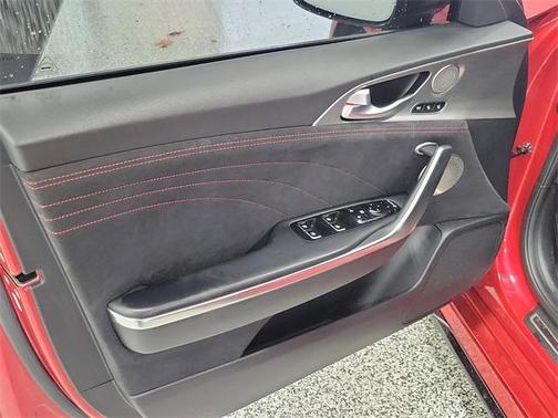 2022 Kia Stinger GT2